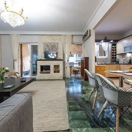 Apartment Port Marouso *