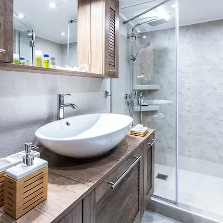 Port Marouso Apartment *
