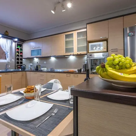 Port Marouso Apartment